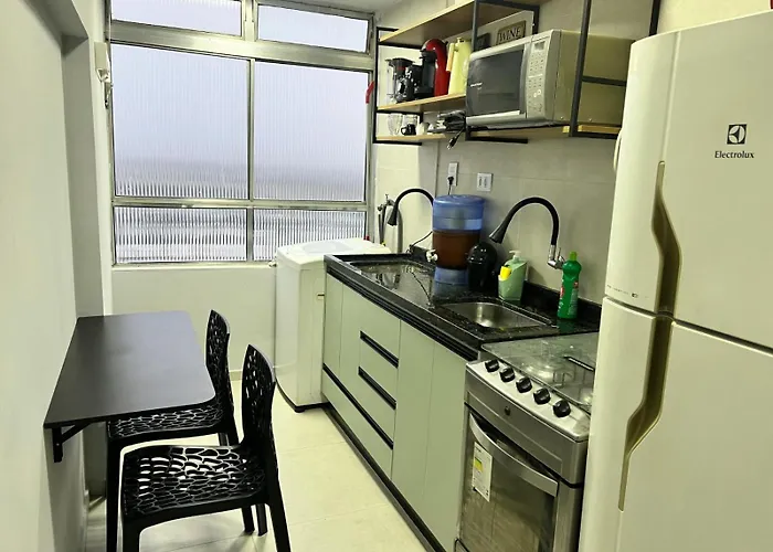 Ap Inteiro No Bras Com Vaga, 12º Andar, Templo Salomao, Proximo Ao Metro Bresser